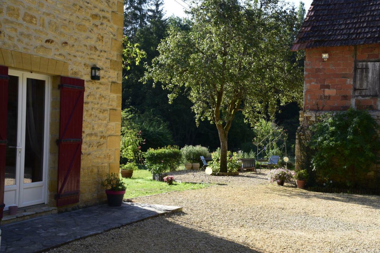 La Chabotine Bed and Breakfast Allas-Les-Mines Exterior foto